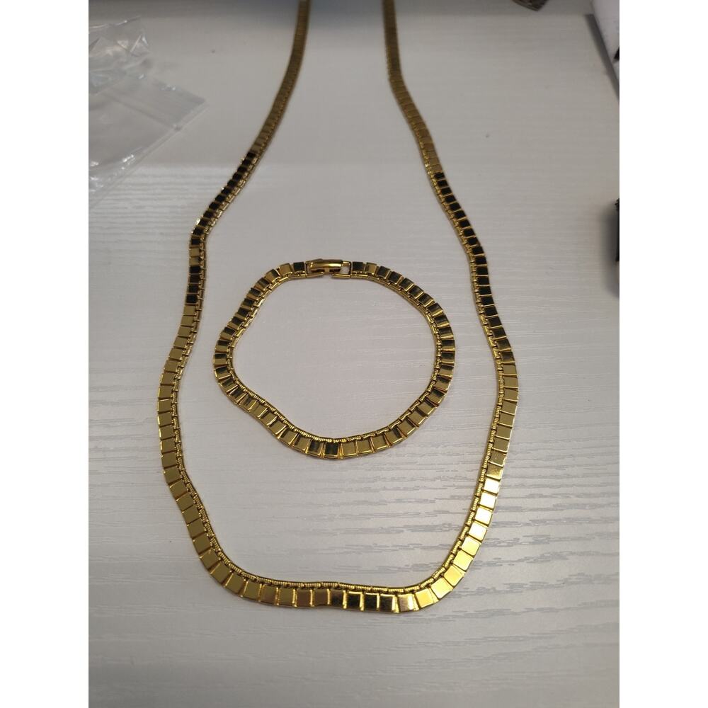 Monet Necklace Polished Gold Tone Metal Long Chain 24.25” And Bracelet 7.5"